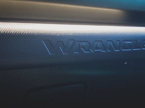 Used 2019 Jeep Wrangler Unlimited Sport S AWD/4WD image 17