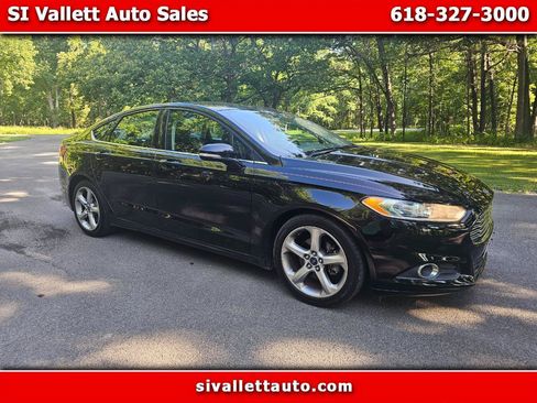 Used 2016 Ford Fusion SE w/ Equipment Group 201A FWD image 1