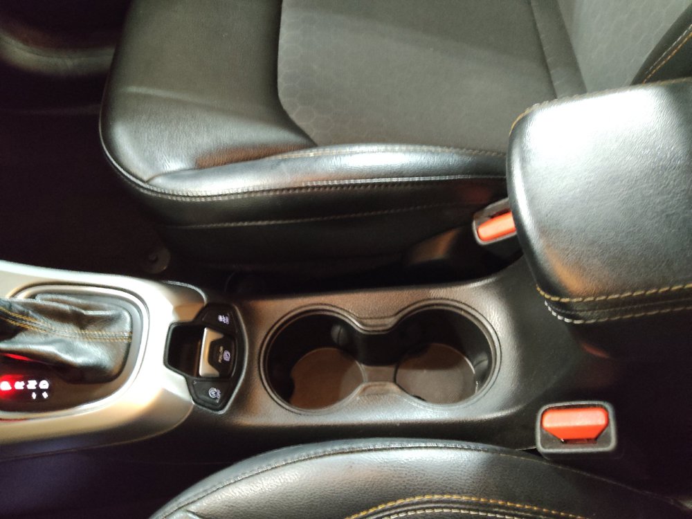 Used 2018 Jeep Compass Latitude FWD image 26
