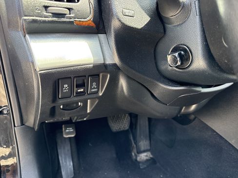 Used 2011 INFINITI G37 Sport w/ Premium Pkg image 31