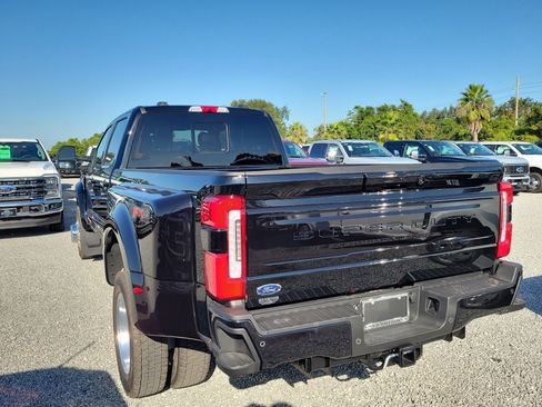 New 2026 Ford F450 Platinum w/ FX4 Off-Road Package image 6