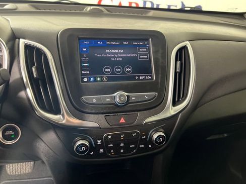 Used 2021 Chevrolet Equinox LT FWD image 17