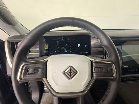 Used 2023 Rivian R1S Adventure AWD/4WD image 14