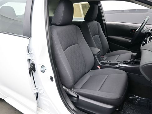 Used 2024 Toyota Corolla LE image 13