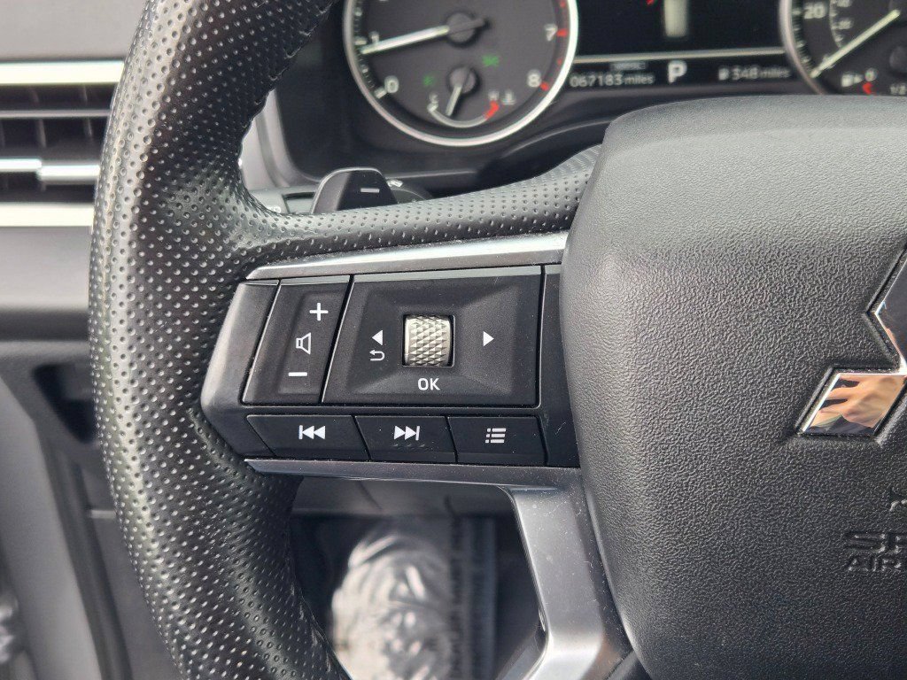 Used 2024 Mitsubishi Outlander SE FWD image 31