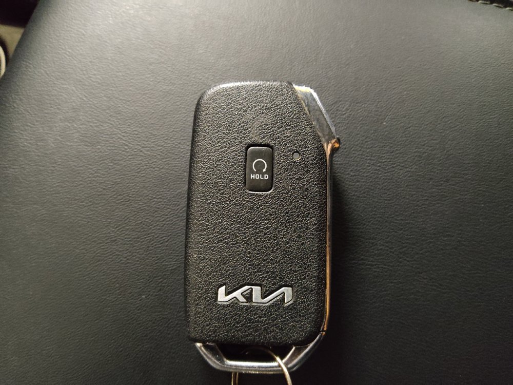 Used 2022 Kia Telluride S AWD/4WD image 32