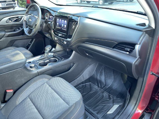 Certified 2021 Chevrolet Traverse LT FWD image 27
