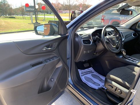 Used 2024 Chevrolet Equinox LT image 9