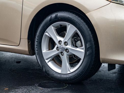 Used 2012 Toyota Corolla LE image 7