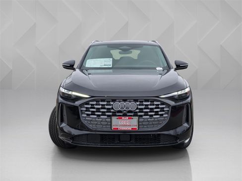 New 2025 Audi Q5 Prestige image 2