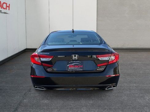 Used 2019 Honda Accord Sport image 14