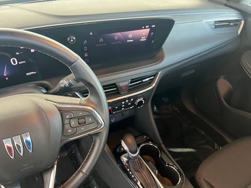 Used 2025 Buick Encore GX Preferred image 20