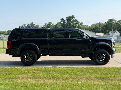 Used 2023 Ford F250 XLT w/ XLT Premium Package AWD/4WD image 7