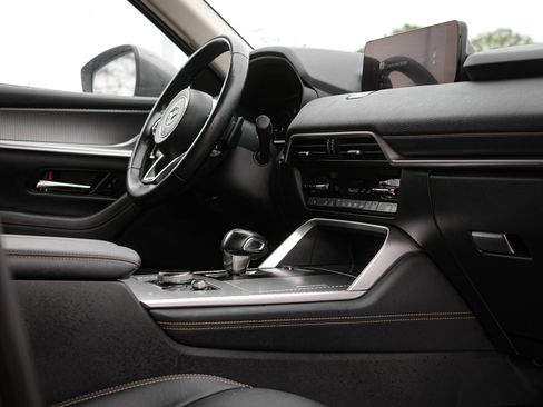 Used 2024 MAZDA CX-90 Plug-In Hybrid w/ Preferred image 35