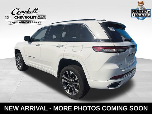 Used 2023 Jeep Grand Cherokee Overland w/ Luxury Tech Group IV AWD/4WD image 3