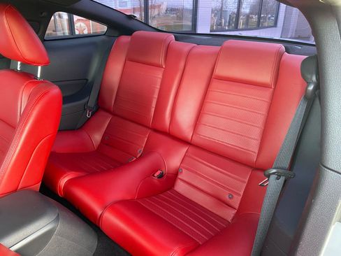 Used 2005 Ford Mustang GT image 13