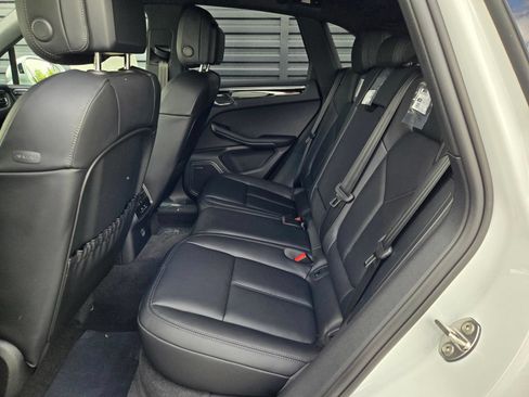 New 2026 Porsche Macan AWD/4WD image 18