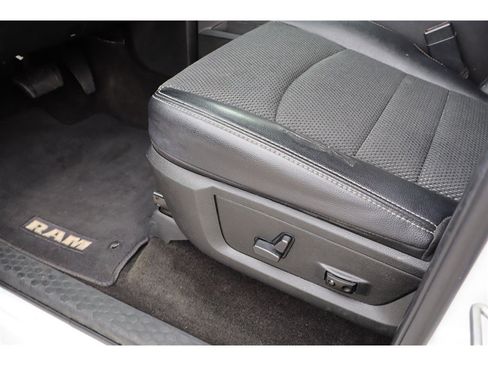 Used 2018 RAM 1500 Sport w/ Convenience Group AWD/4WD image 18