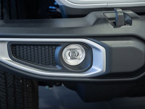 New 2026 Jeep Gladiator Sport AWD/4WD image 12