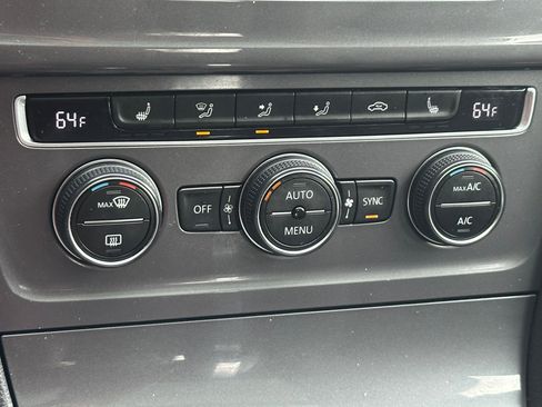 Used 2017 Volkswagen Golf Alltrack SE image 28