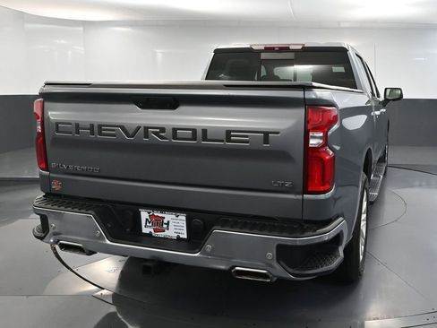 Used 2019 Chevrolet Silverado 1500 LTZ w/ LTZ Premium Package image 7