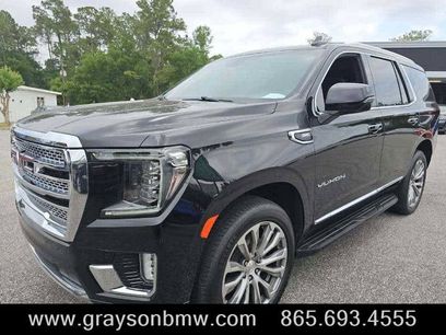 Used 2022 GMC Yukon SLT w/ SLT Premium Package