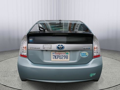 Used 2015 Toyota Prius Prime Advanced FWD image 6