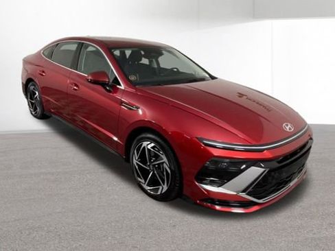 New 2026 Hyundai Sonata SEL image 2