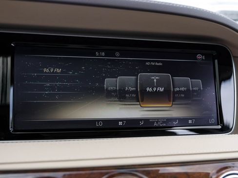 Used 2014 Mercedes-Benz S 550 Sedan image 35