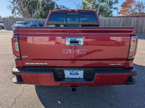 Used 2018 GMC Sierra 1500 Denali image 6