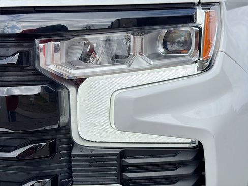 Used 2023 Chevrolet Silverado 1500 LT Trail Boss w/ Protection Package image 11