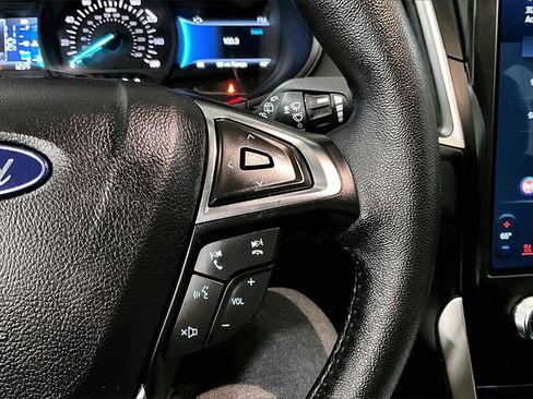 Certified 2024 Ford Edge SEL w/ Convenience Package image 18