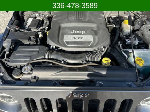 Used 2014 Jeep Wrangler Unlimited Sport image 21