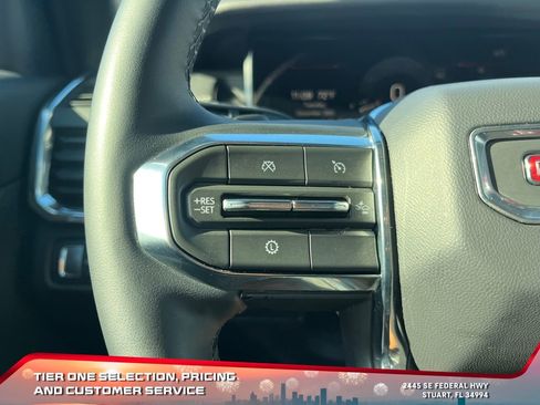 Certified 2025 GMC Acadia Elevation image 24