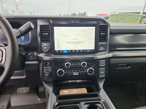 New 2026 Ford F350 Lariat w/ Lariat Premium Package image 24