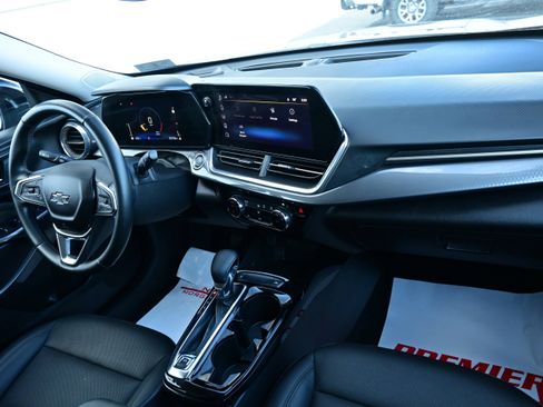 Used 2024 Chevrolet Trax ACTIV image 19