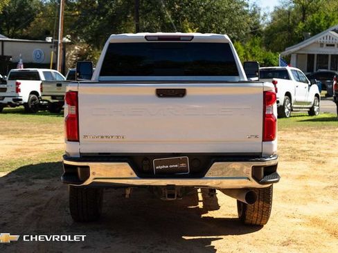 Used 2021 Chevrolet Silverado 2500 LTZ w/ LTZ Texas Edition image 7