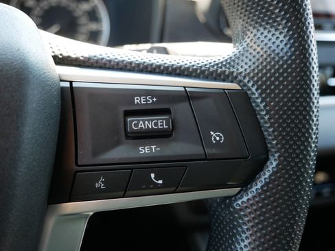 Used 2022 Mitsubishi Outlander ES AWD/4WD image 28