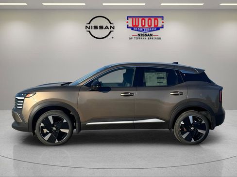 New 2026 Nissan Kicks SR FWD image 6