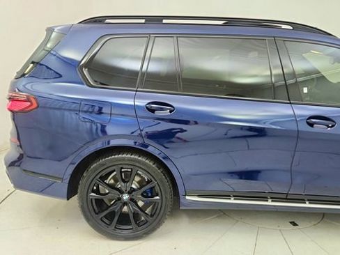 Used 2024 BMW X7 xDrive40i w/ Executive Package image 6