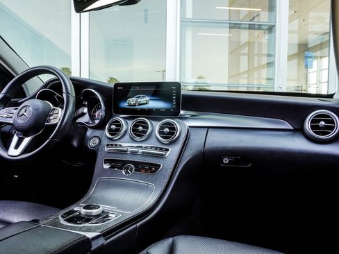 Used 2020 Mercedes-Benz C 300 Sedan image 17