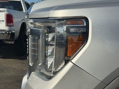 Used 2020 GMC Sierra 2500 Denali w/ Denali Ultimate Package image 7