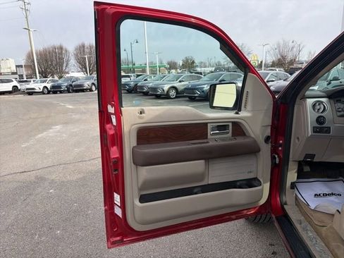 Used 2010 Ford F150 Lariat image 29