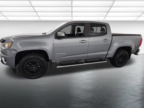 Used 2018 Chevrolet Colorado Z71 AWD/4WD image 3