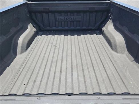 Used 2023 GMC Canyon Elevation w/ Convenience Package RWD image 6