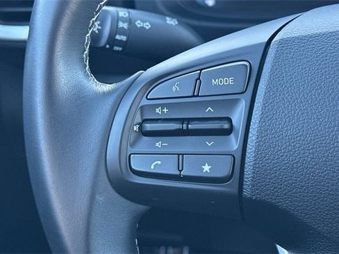 Used 2024 Hyundai Venue SEL image 27