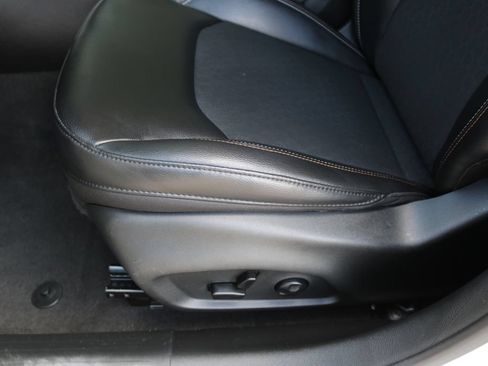 Used 2020 Jeep Compass Latitude w/ Popular Equipment Group FWD image 12