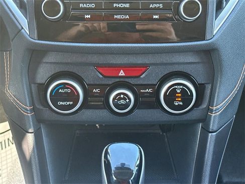 Used 2023 Subaru Crosstrek 2.0i Premium image 23