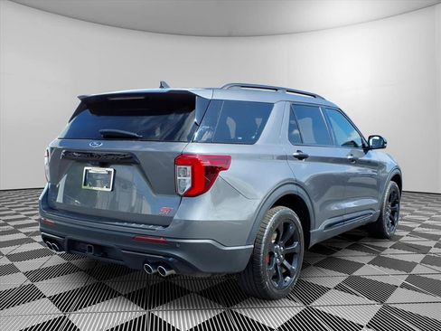 Used 2023 Ford Explorer ST w/ Equipment Group 401A AWD/4WD image 5