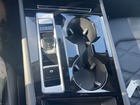 New 2026 Volkswagen Atlas SE image 22